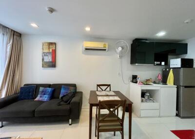 Beautiful one-bed condo ideally located in central Pattaya!