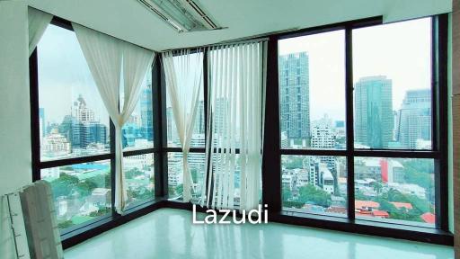 Office space for rent in Silom