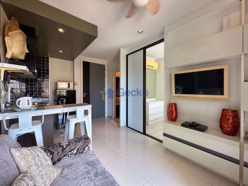 1 Bedroom Condo in The Gallery Jomtien C011083