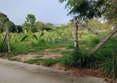 Land available in Huay Yai L011085