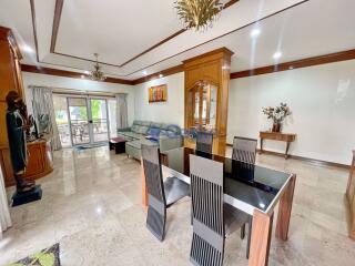 3 Bedrooms House in Supanuch Village East Pattaya H008457