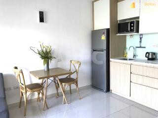 1 Bed 1 Bath in Wong Amat ABPC0886