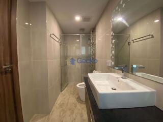 2 Bedrooms Condo in Grand Avenue Central Pattaya C011081