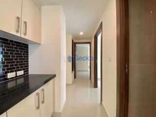 2 Bedrooms Condo in Grand Avenue Central Pattaya C011081