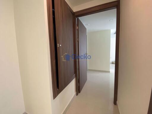 2 Bedrooms Condo in Grand Avenue Central Pattaya C011081