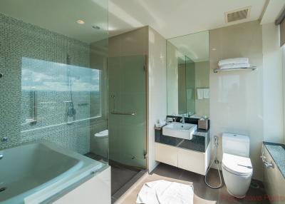 2 ห้องนอน คอนโด สำหรับขาย ใน นาจอมเทียน - Movenpick White Sands Beach