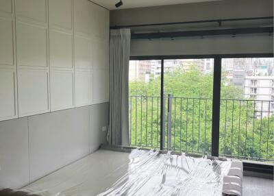 For SALE : Noble Above Wireless-Ruamrudee / 1 Bedroom / 1 Bathrooms / 75 sqm / 11000000 THB [S12071]