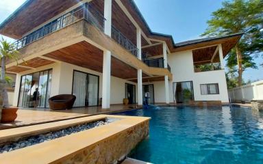 Pool Villa For Sale in Huay Yai/Phoenix - 5 Bed 6 Bath