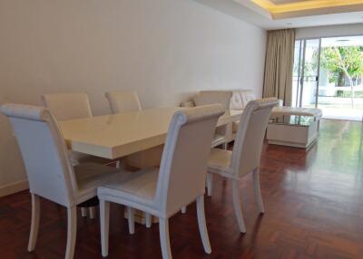 Lovely Unit at Bangsaray Condo for Sale