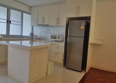 Lovely Unit at Bangsaray Condo for Sale
