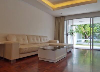 Lovely Unit at Bangsaray Condo for Sale