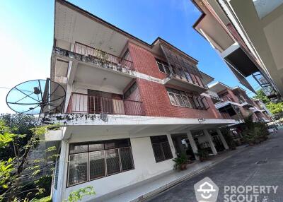 5-BR House close to Thong Lo