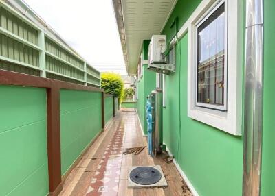 Nong Pla Lai 3Bedrooms House for Sale