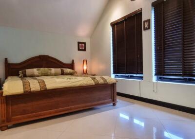 Pool Villa House for Sale in Na Jomtien