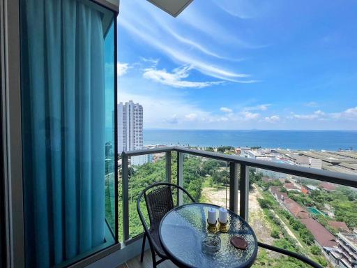 Studio Unit At Riviera Jomtien for Sale