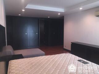 3-BR Condo at Avenue 61 Condominium near BTS Thong Lor