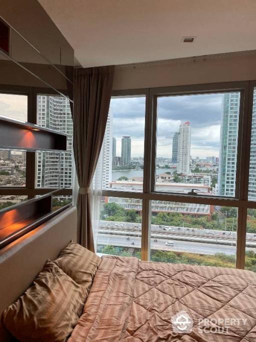 2-BR Condo at The River Condominium near BTS Saphan Taksin