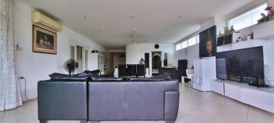 Executive Residence 4 Condo for Sale