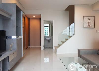 1-BR Condo at Villa Asoke near MRT Phetchaburi (ID 513670)