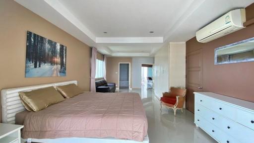 Park Beach Condo for Sale in Naklua