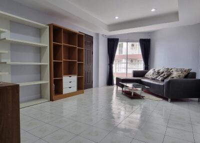 2 Bedrooms Condo for Sale in Rim Haad