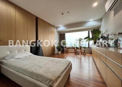 Condo at Amanta Lumpini for sale