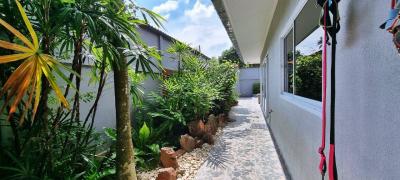 2 Bedrooms Thai Modern House for Sale