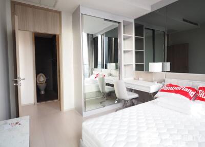 2-BR Condo at Noble Ploenchit near BTS Phloen Chit