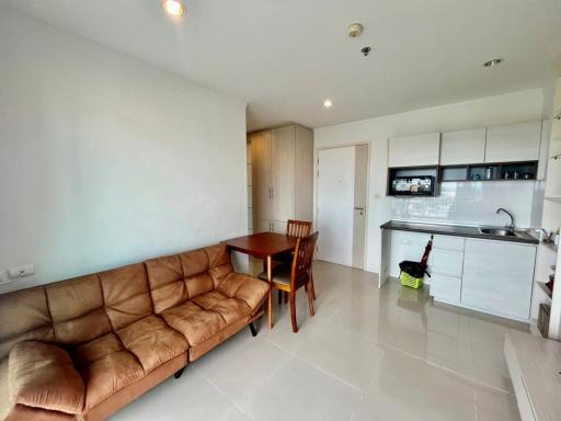 Condo Lumpini Park Beach for Sale