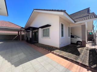 4 Bedrooms House for Sale in Pattaya