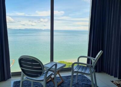 Wong Amat Tower Condo for Sale