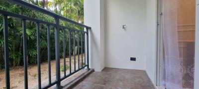 Luxury 888 Villas Park Condo for Sale