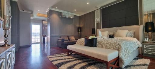 4 Storey House in South Pattaya for Sale