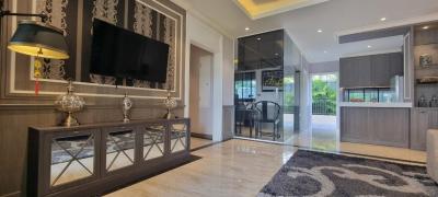 4 Storey House in South Pattaya for Sale