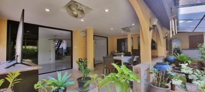 Central Pattaya 2 Storey House for Sale