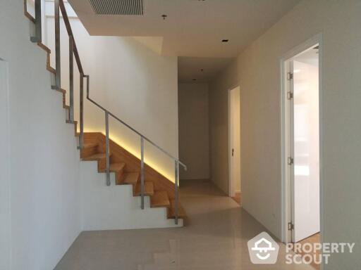 3-BR Condo at Circle Living Prototype New Petchburi near MRT Phetchaburi (ID 515683)