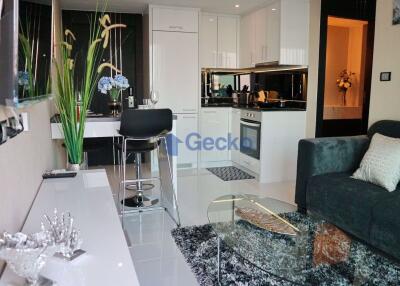 1 Bedroom Condo in Sky Residences Pratumnak C009741