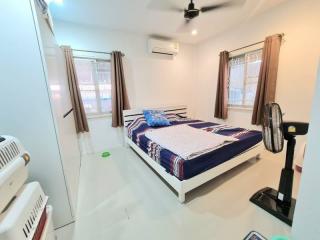 Single House for Sale in Bangsaray