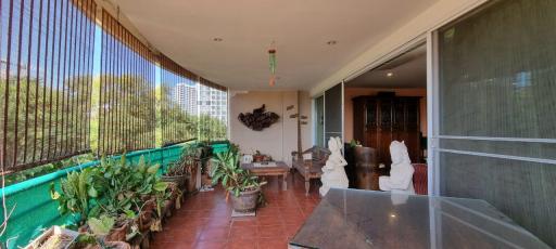 Executive Residence IV Condo for Sale