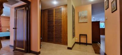 Executive Residence IV Condo for Sale