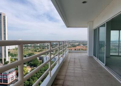 Corner Unit View Talay 8 Condo for Sale