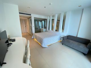 Studio Unit at Sands Condo for Sale