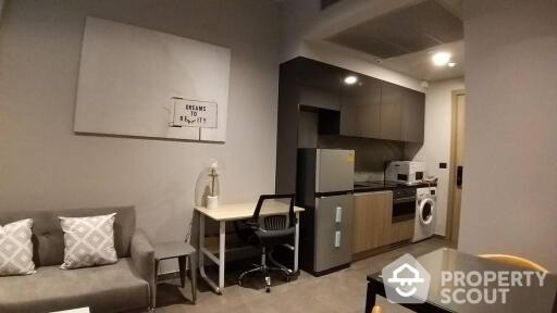 1-BR Condo at The Lofts Asoke near MRT Phetchaburi