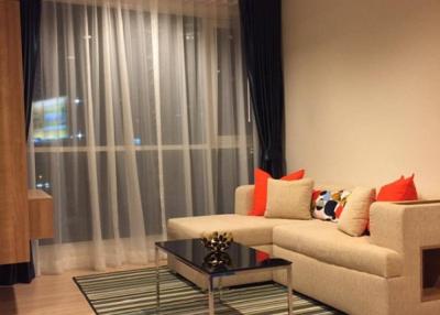 1-BR Condo at Rhythm Sathorn near BTS Saphan Taksin