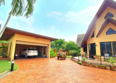 Big Land House for Sale in Sattahip