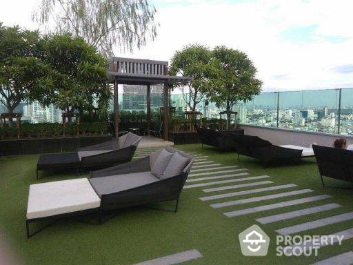 2-BR Condo at Rhythm Sathorn near BTS Saphan Taksin