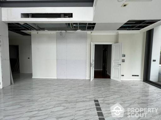 4-BR House at 649 Residence near BTS Phrom Phong