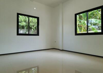 Modern House in East Pattaya for Sale