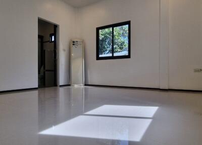 Modern House in East Pattaya for Sale