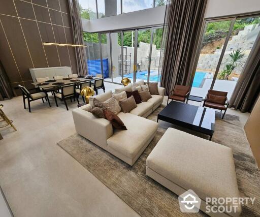 2-BR Condo at Circle Living Prototype New Petchburi near MRT Phetchaburi